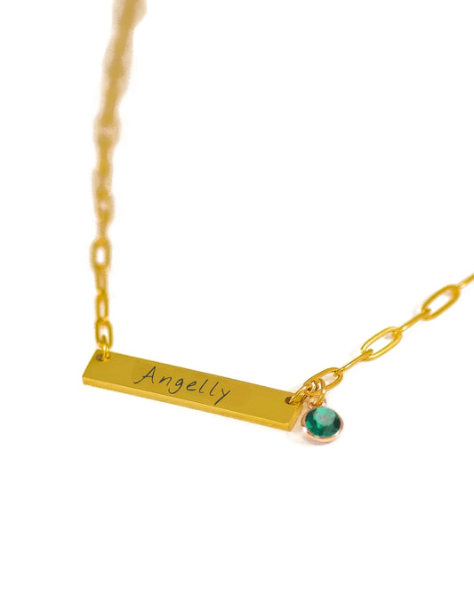 Cadena personalizada con nombre y cristal