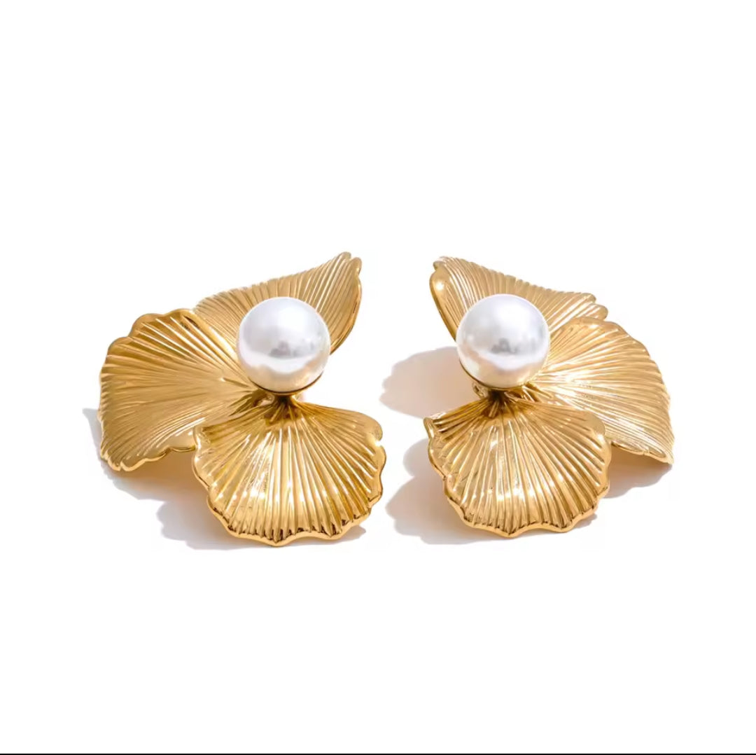 Rose earrings
