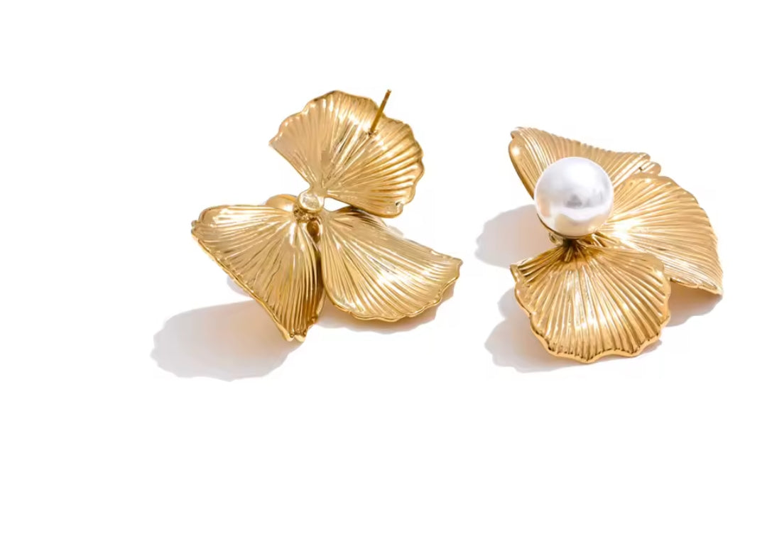 Rose earrings
