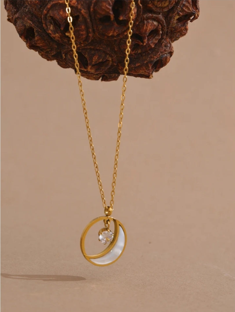 Luar necklace