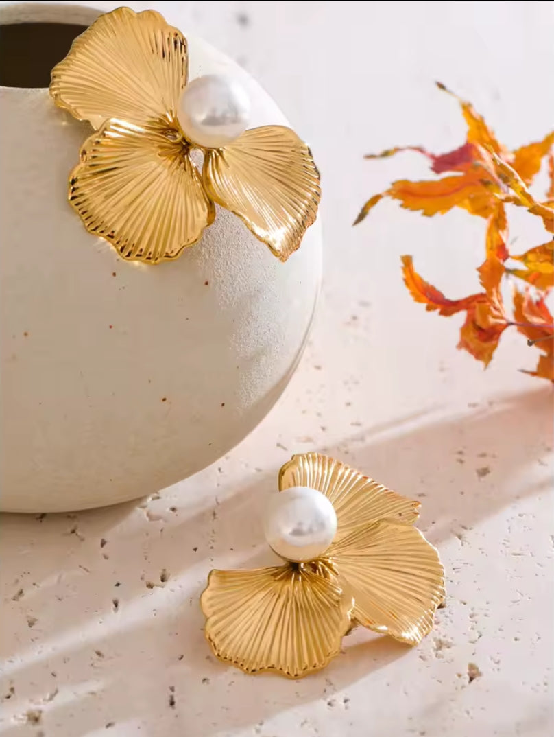Rose earrings